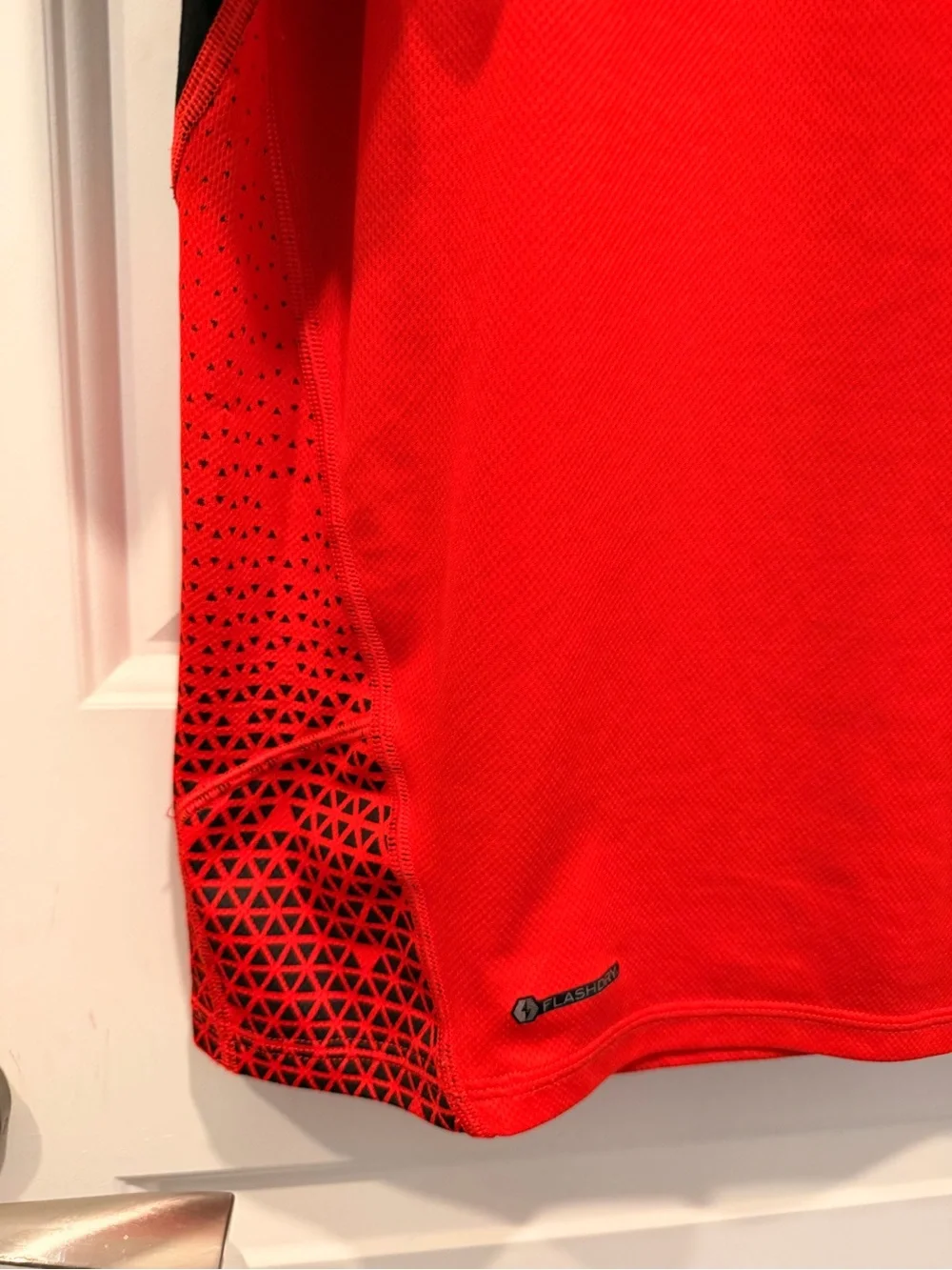 The North Face FlashDry Men's Red Black Geometric Athletic Cycling Shirt XL
